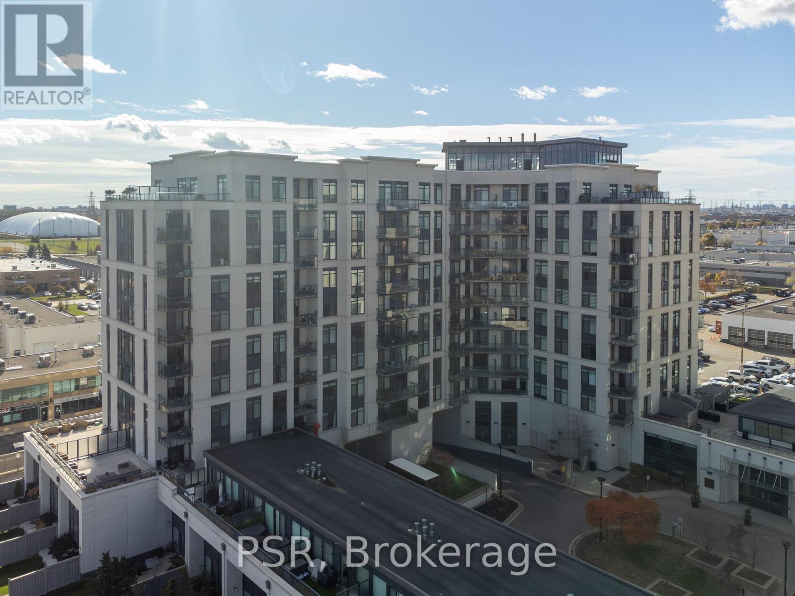 715 - 24 WOODSTREAM BOULEVARD Property Photo 1