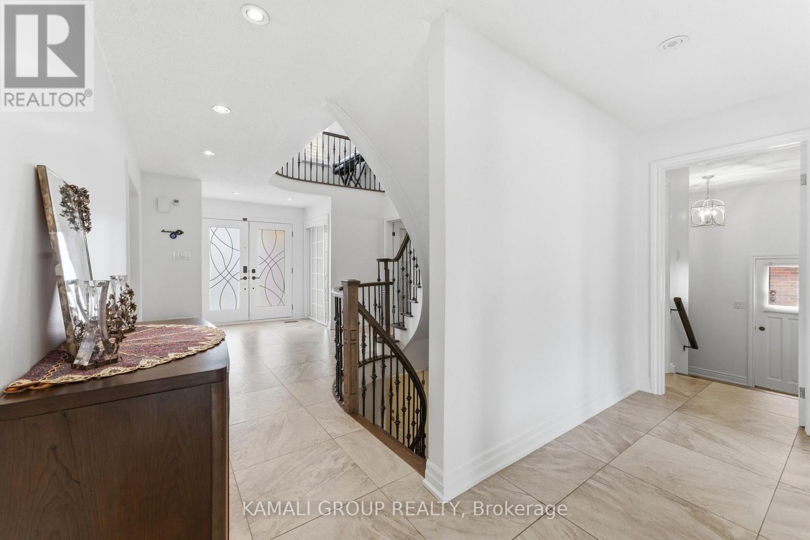 108 Killian Road Property Photo 22