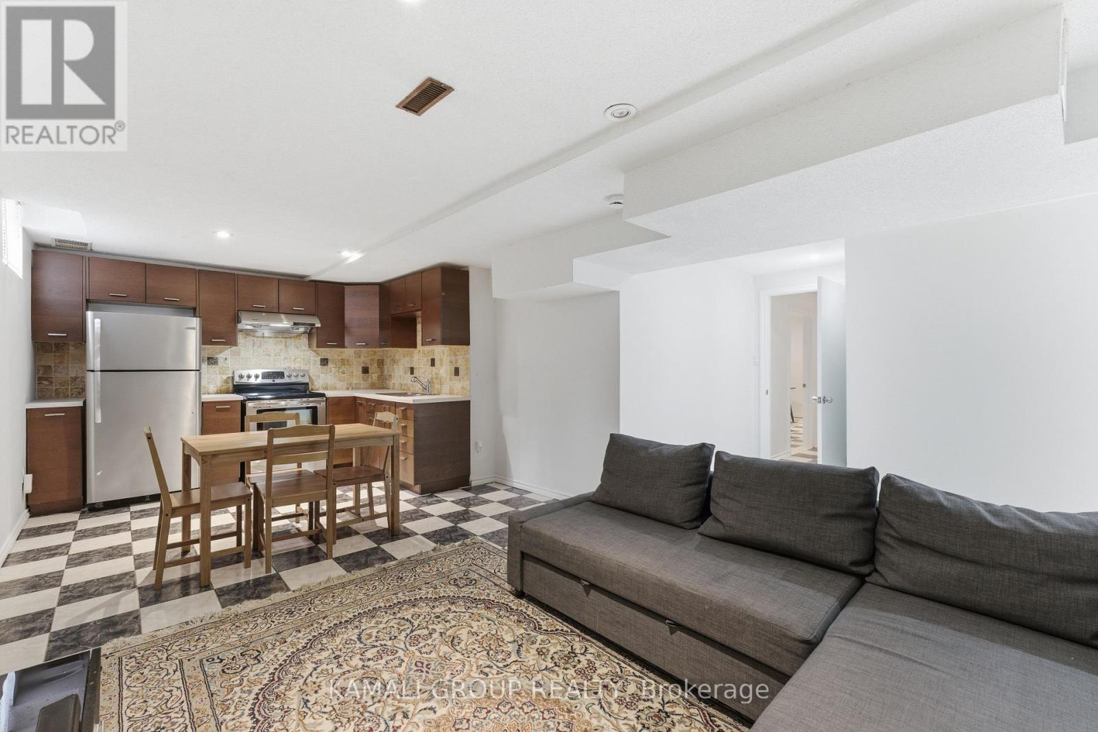108 Killian Road Property Photo 43