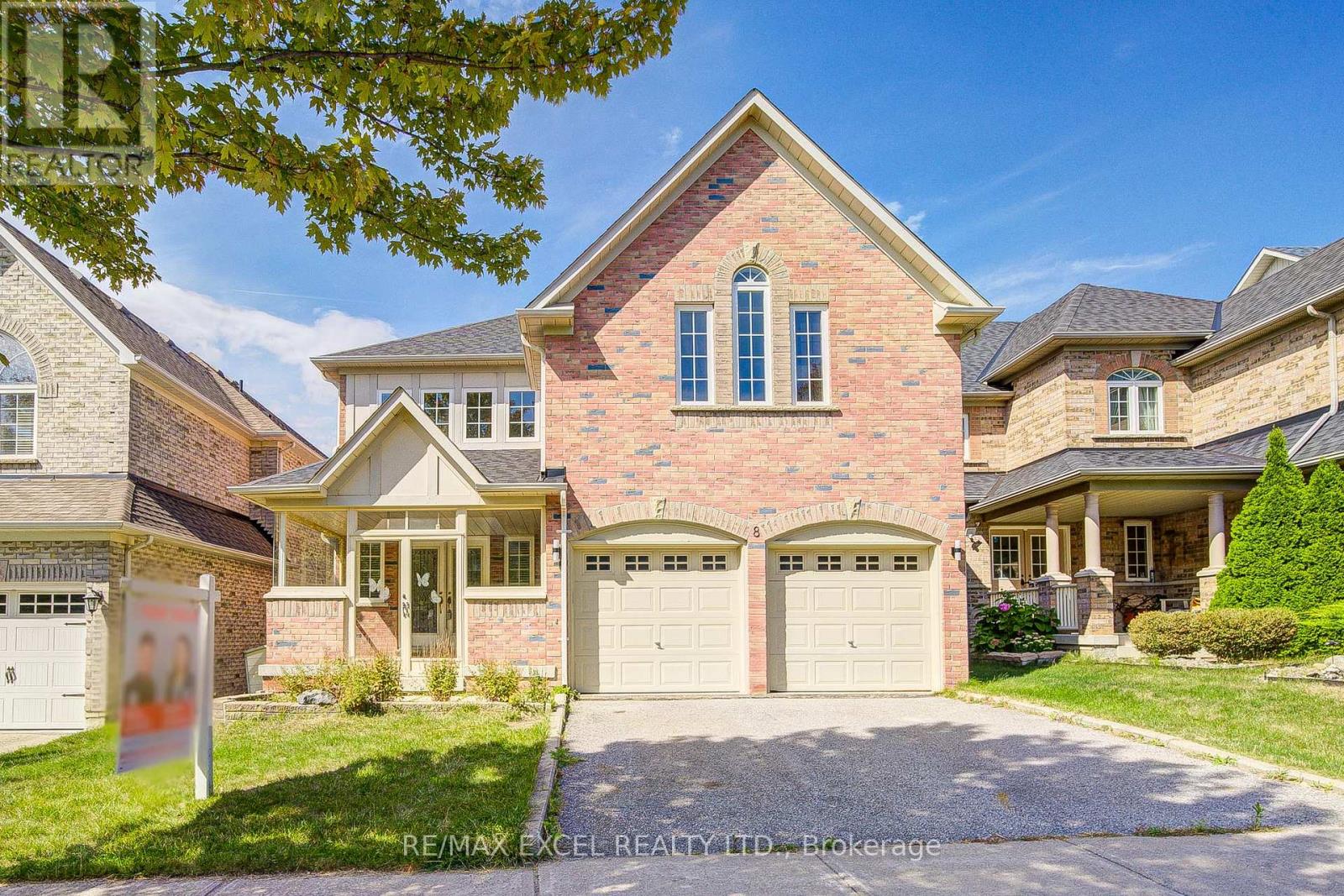 8 Hollylane Drive Property Photo 1