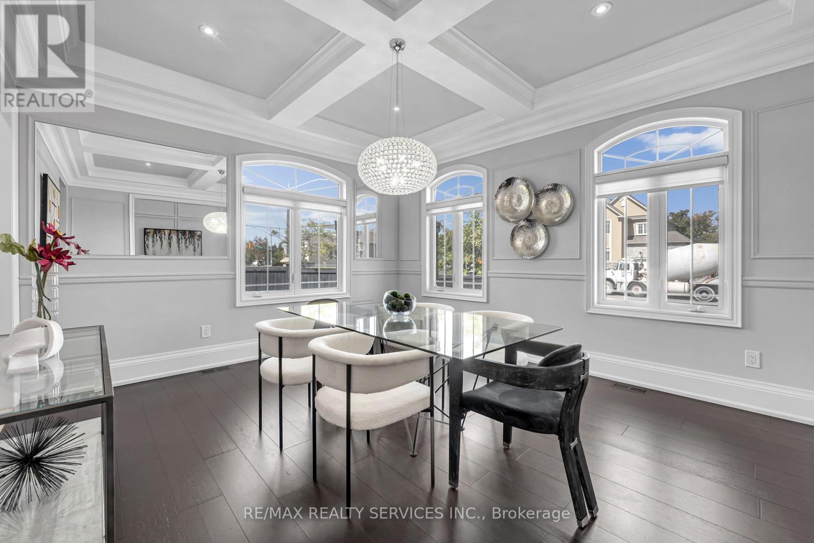 22 Giant Cedars Court Property Photo 8