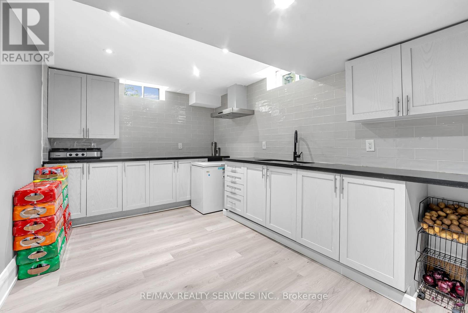 22 Giant Cedars Court Property Photo 35
