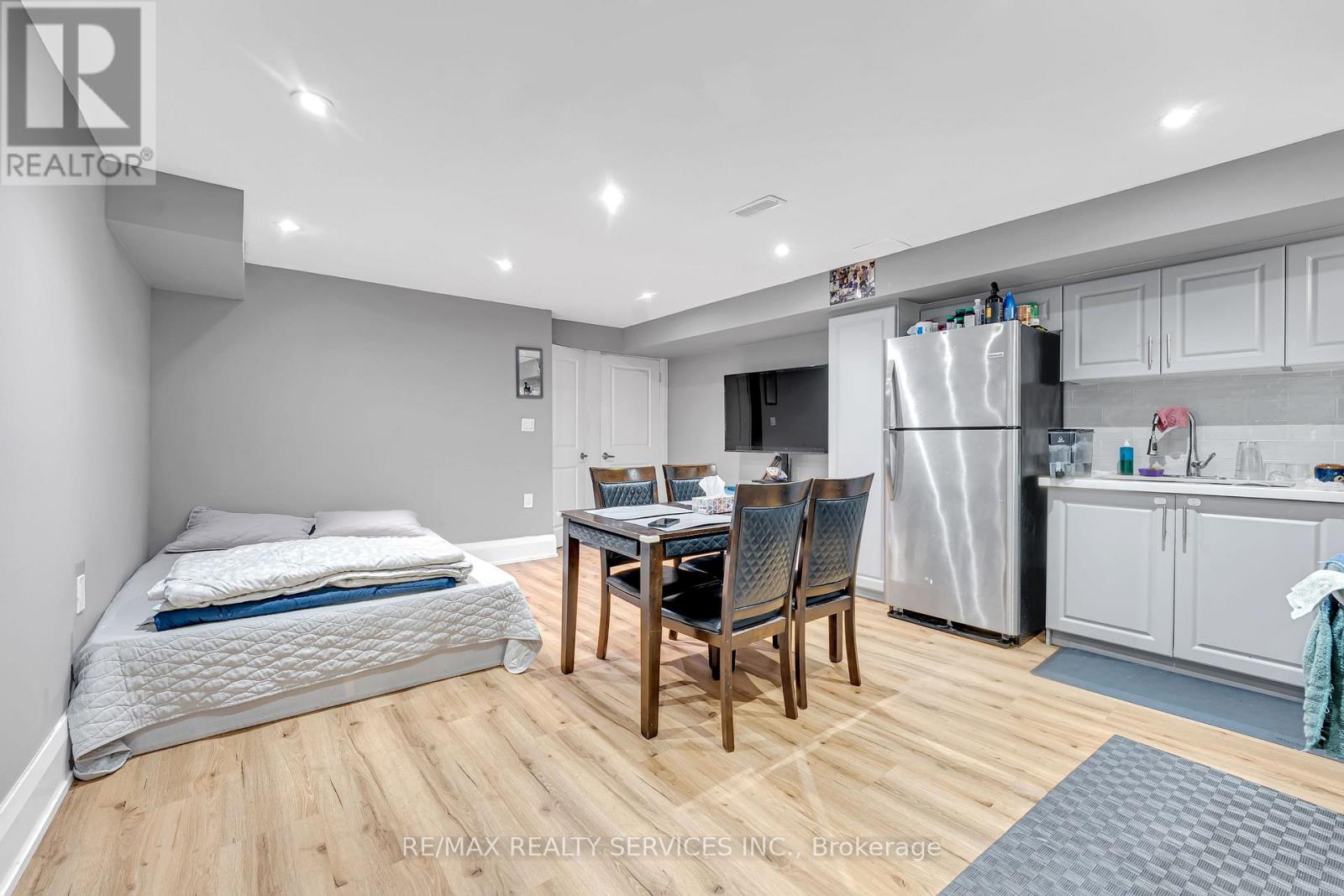 22 Giant Cedars Court Property Photo 38