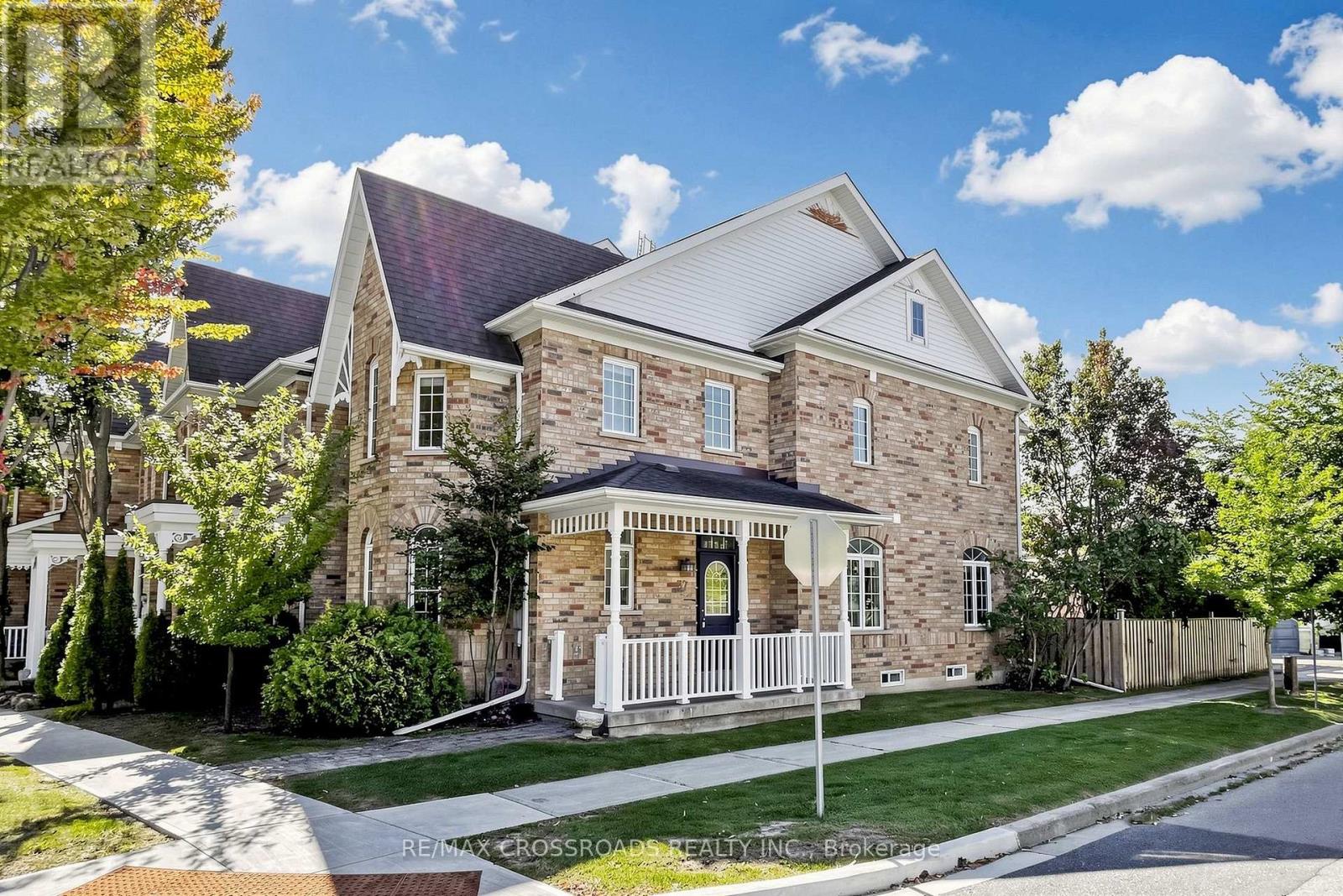 37 Queen's Plate Drive Property Photo 1