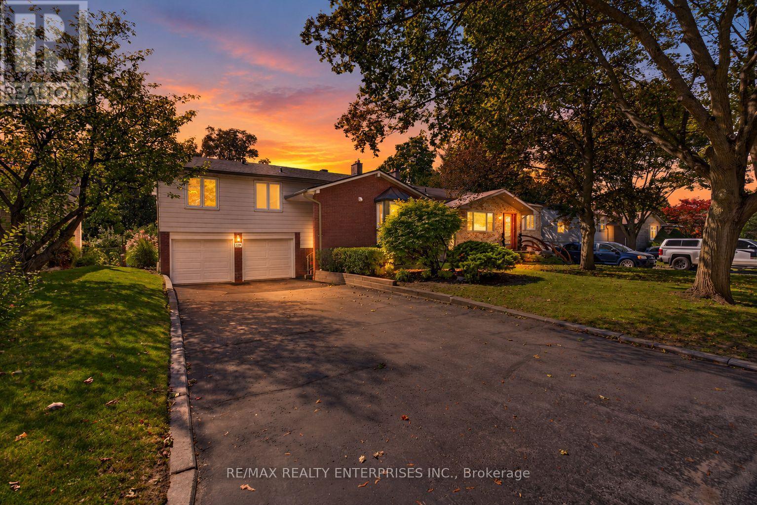 174 Bayview Fairways Drive Property Photo 1