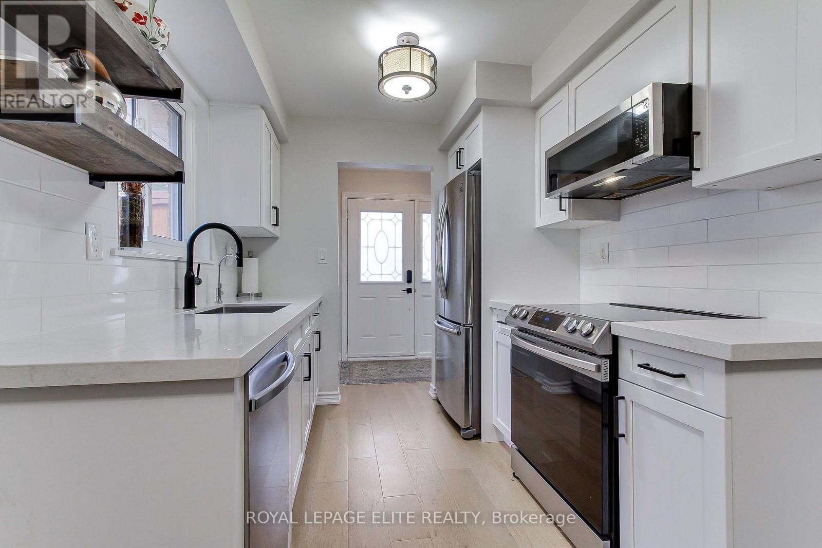 13 Alphonsus Court Property Photo 11