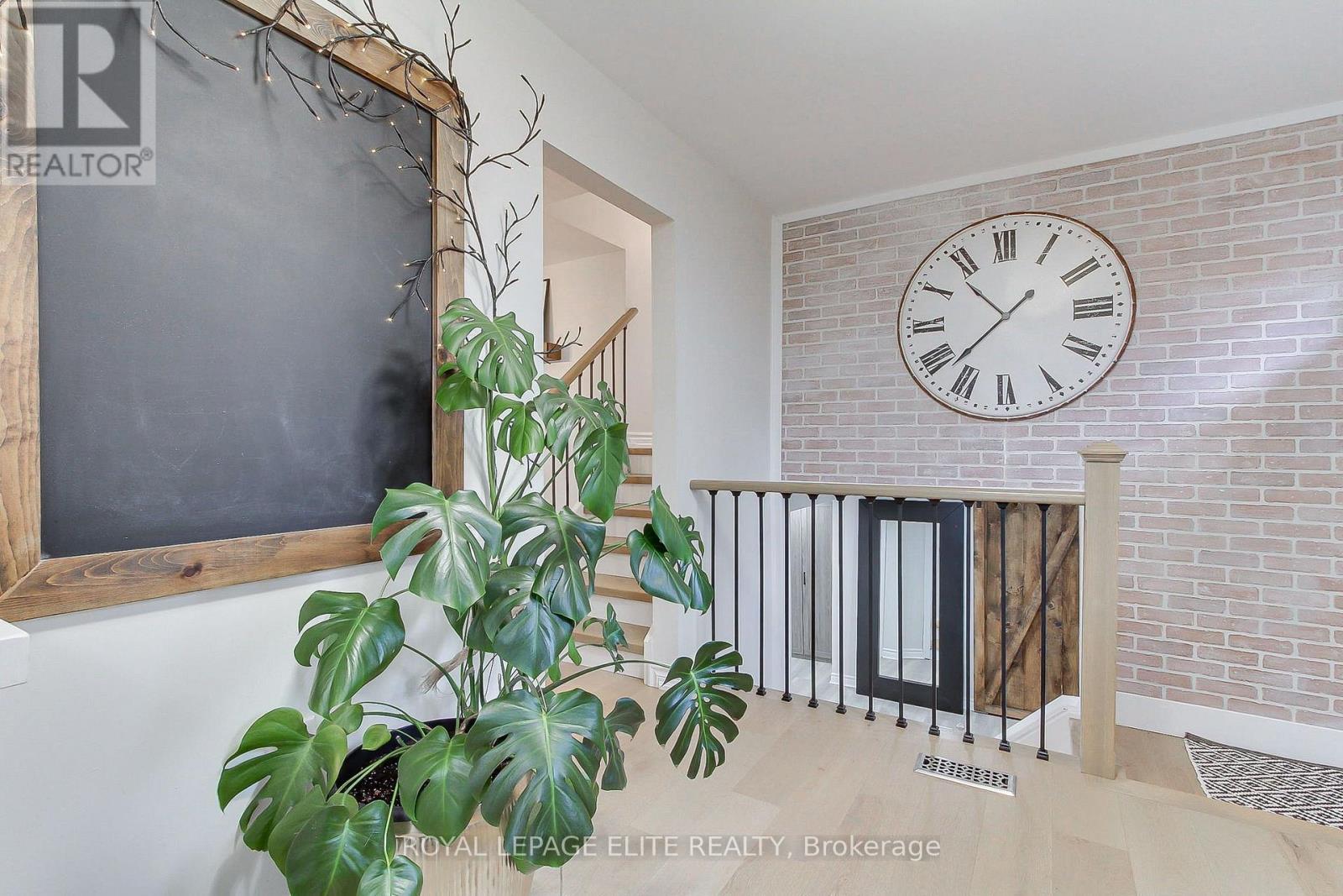 13 Alphonsus Court Property Photo 18