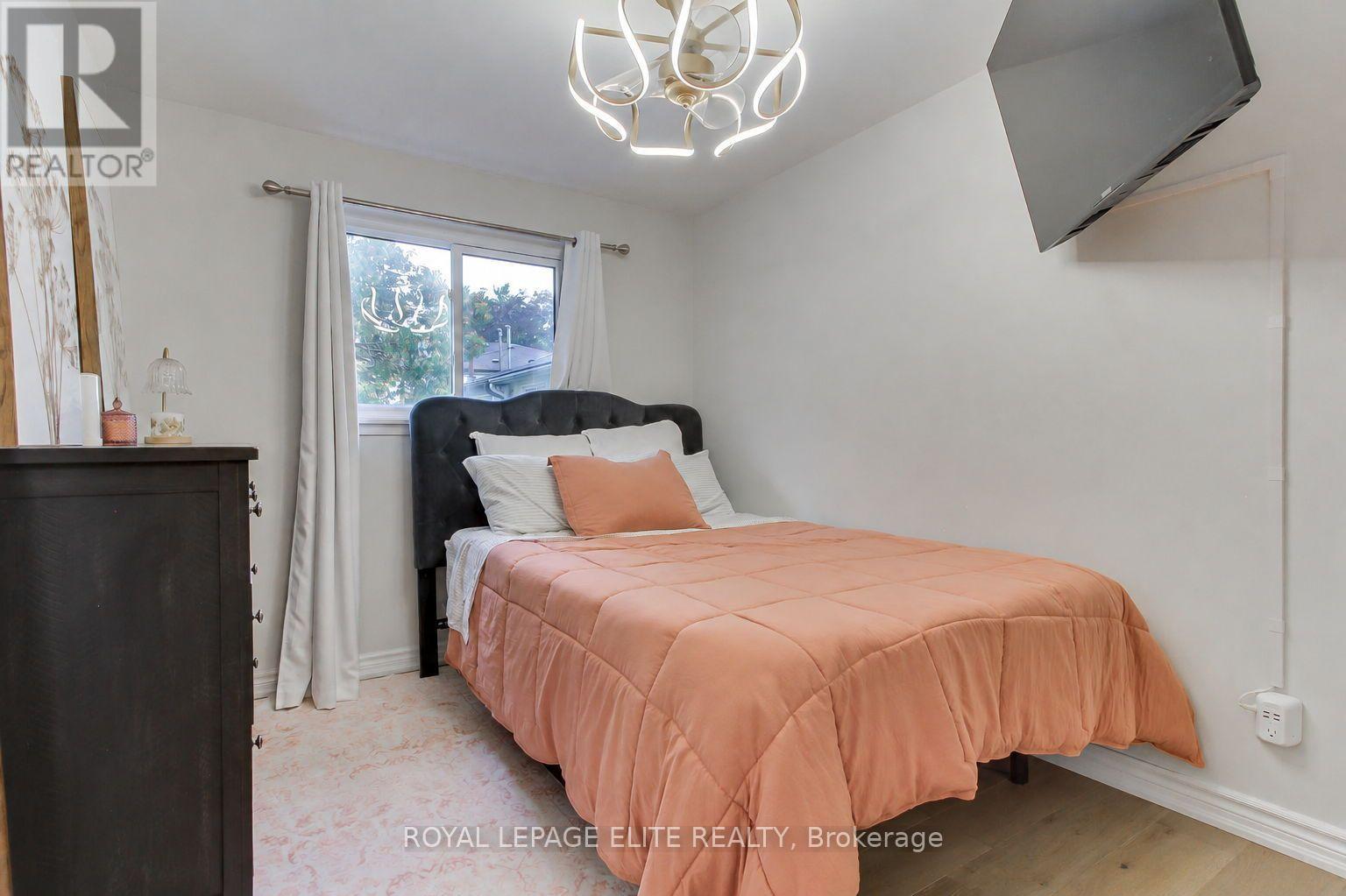 13 Alphonsus Court Property Photo 26
