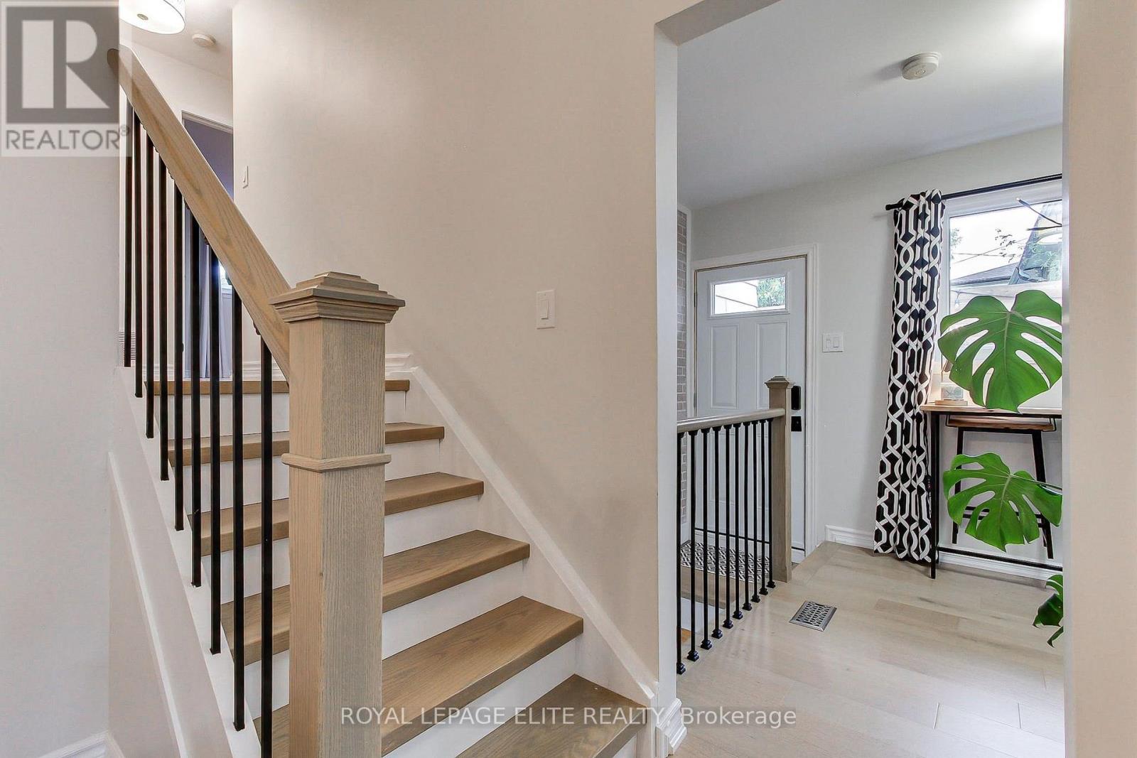 13 Alphonsus Court Property Photo 31