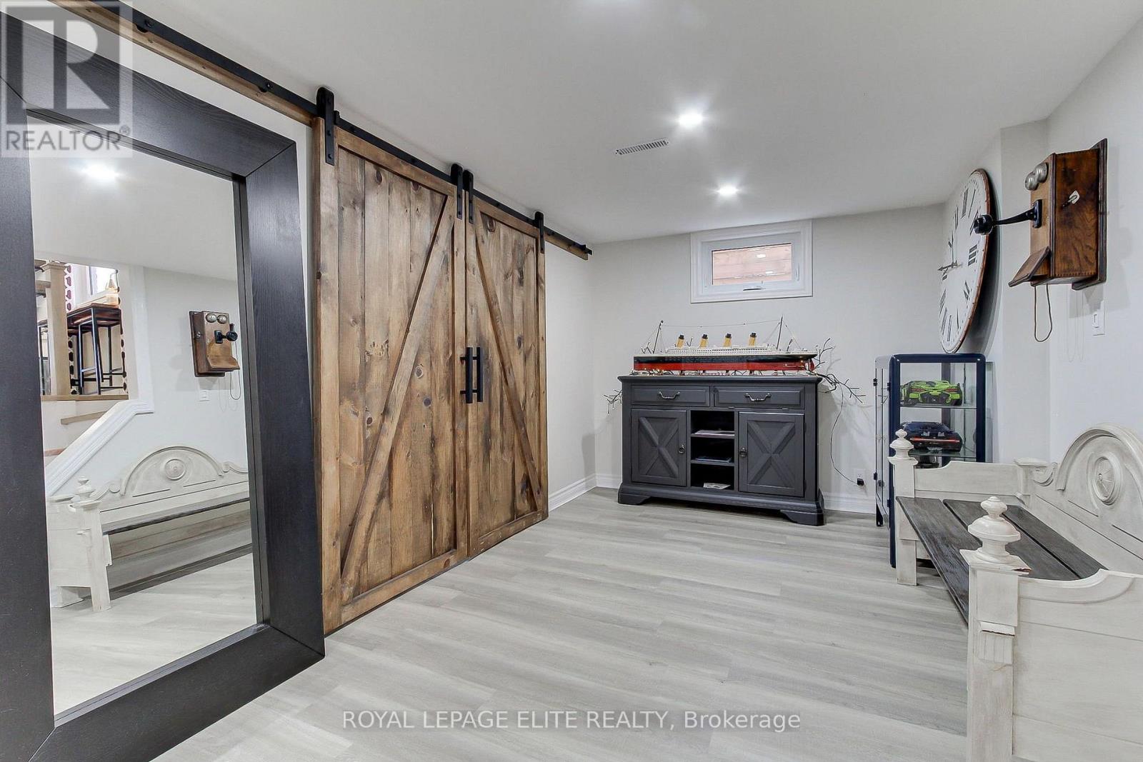 13 Alphonsus Court Property Photo 33