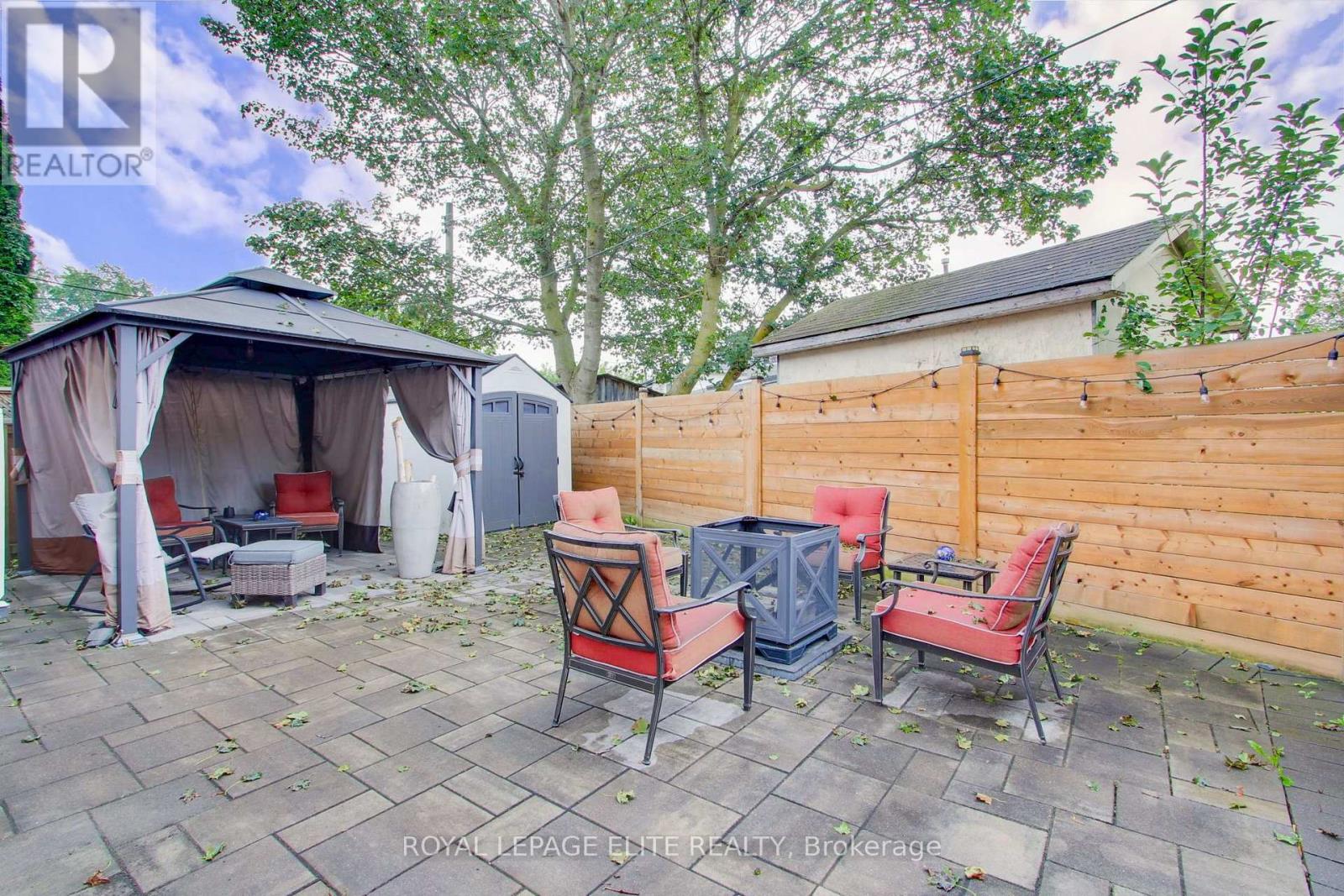 13 Alphonsus Court Property Photo 41