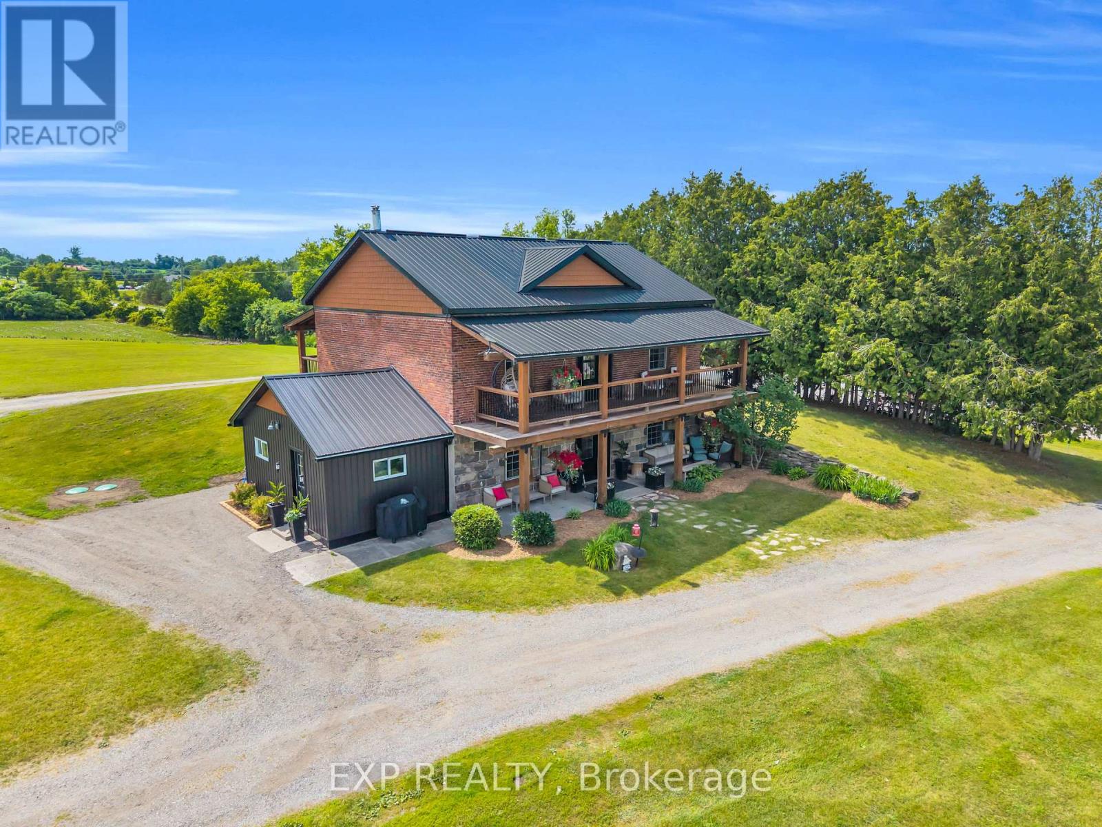 220 Lakeridge Road Property Photo 3