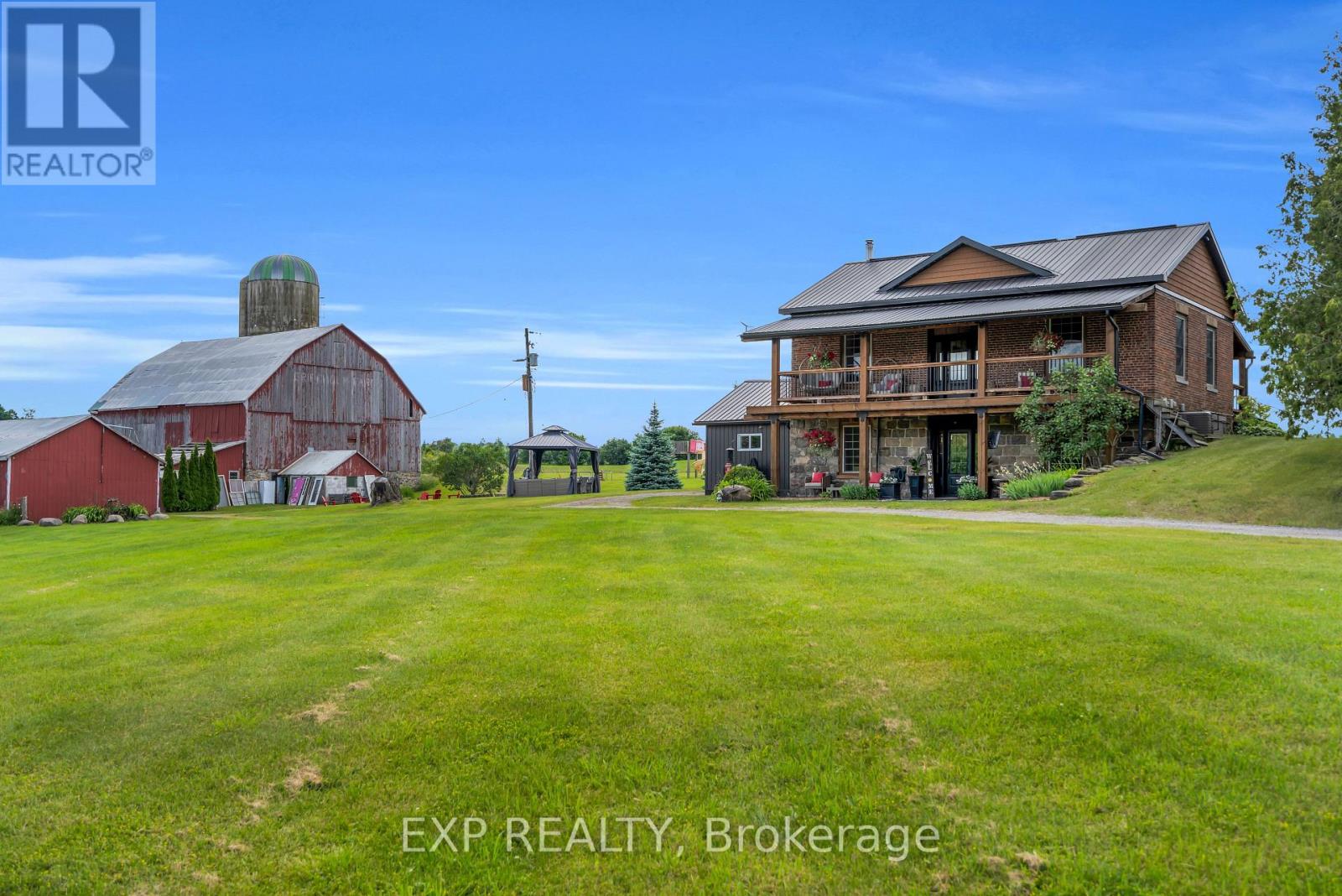 220 Lakeridge Road Property Photo 5