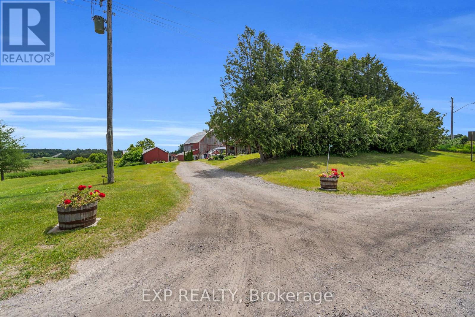220 Lakeridge Road Property Photo 9