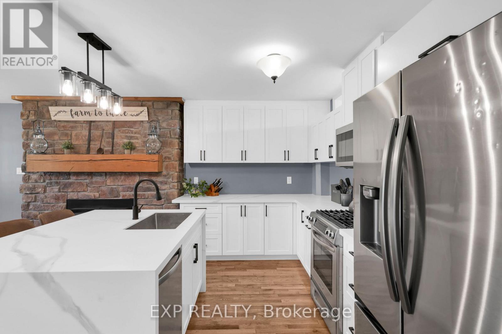 220 Lakeridge Road Property Photo 17