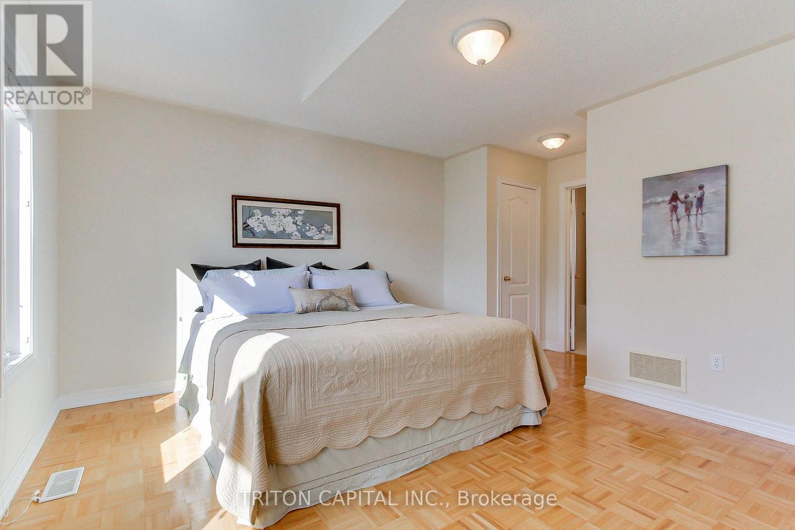 96 Timber Valley Avenue Property Photo 30
