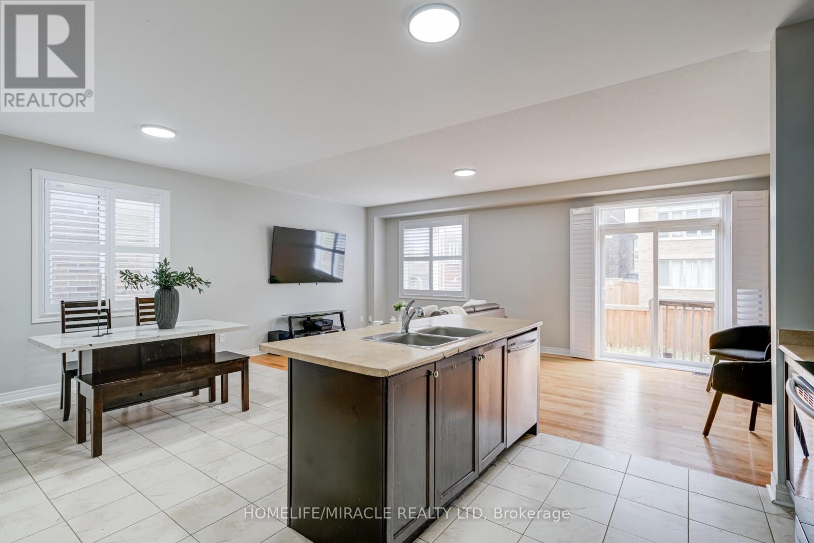 81 Willoughby Way Property Photo 11