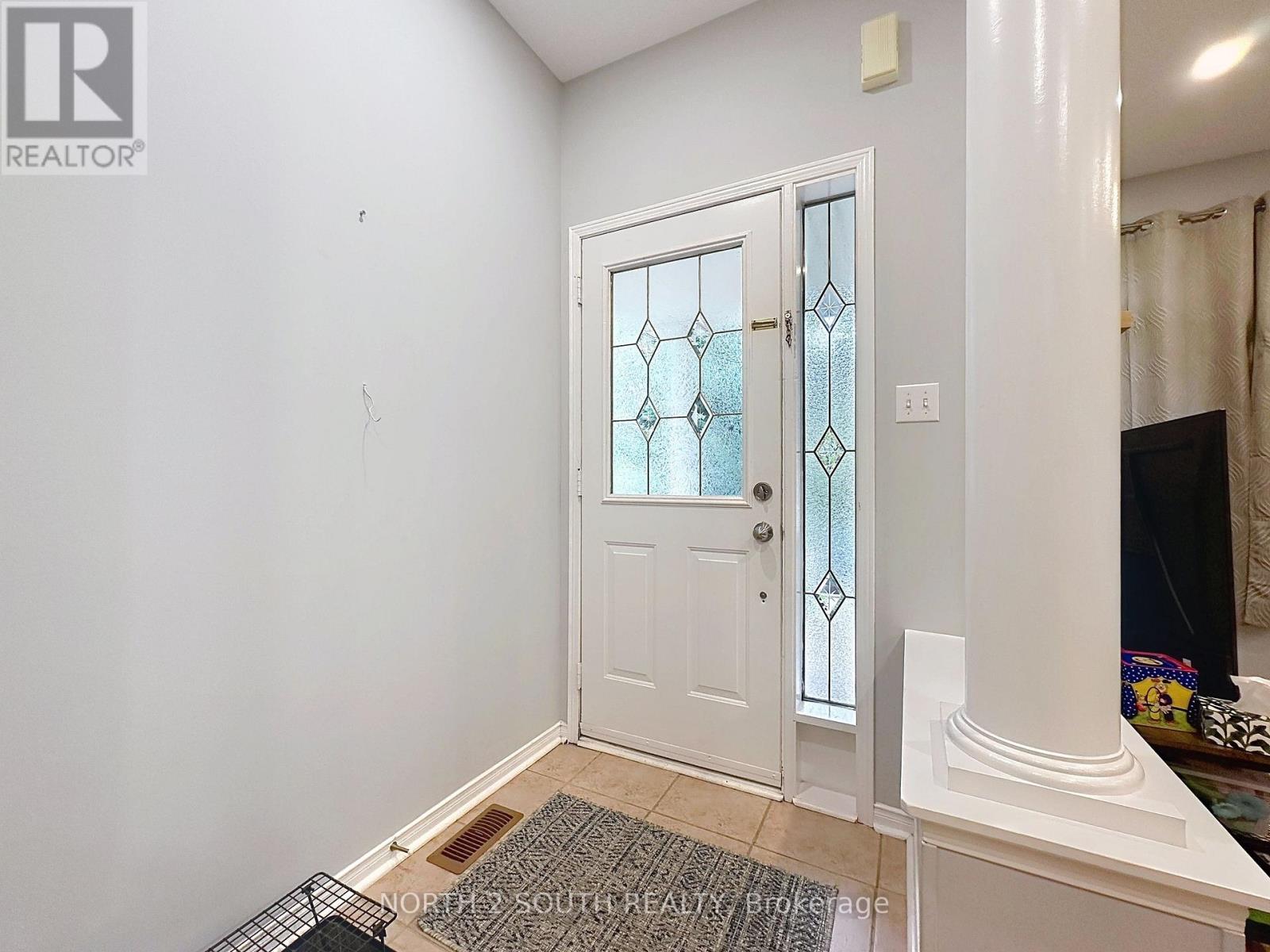 5 Bellagio Crescent Property Photo 2