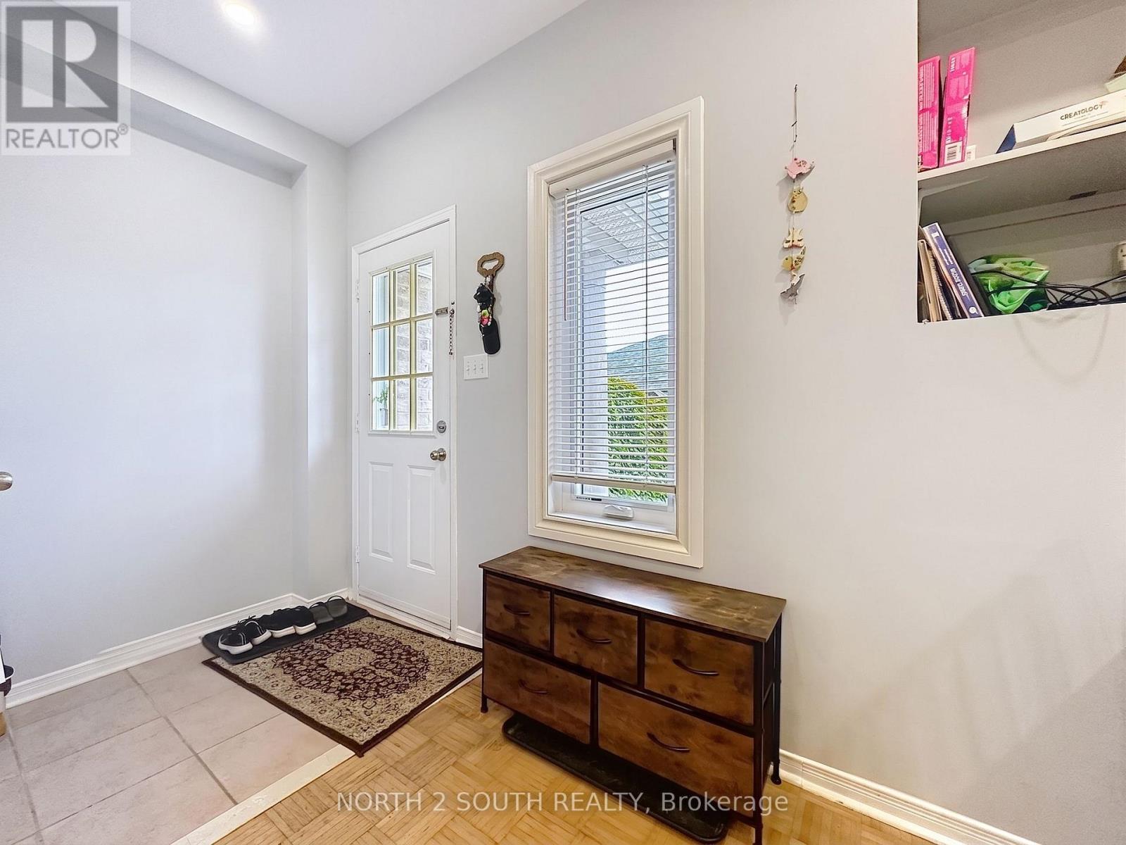 5 Bellagio Crescent Property Photo 11