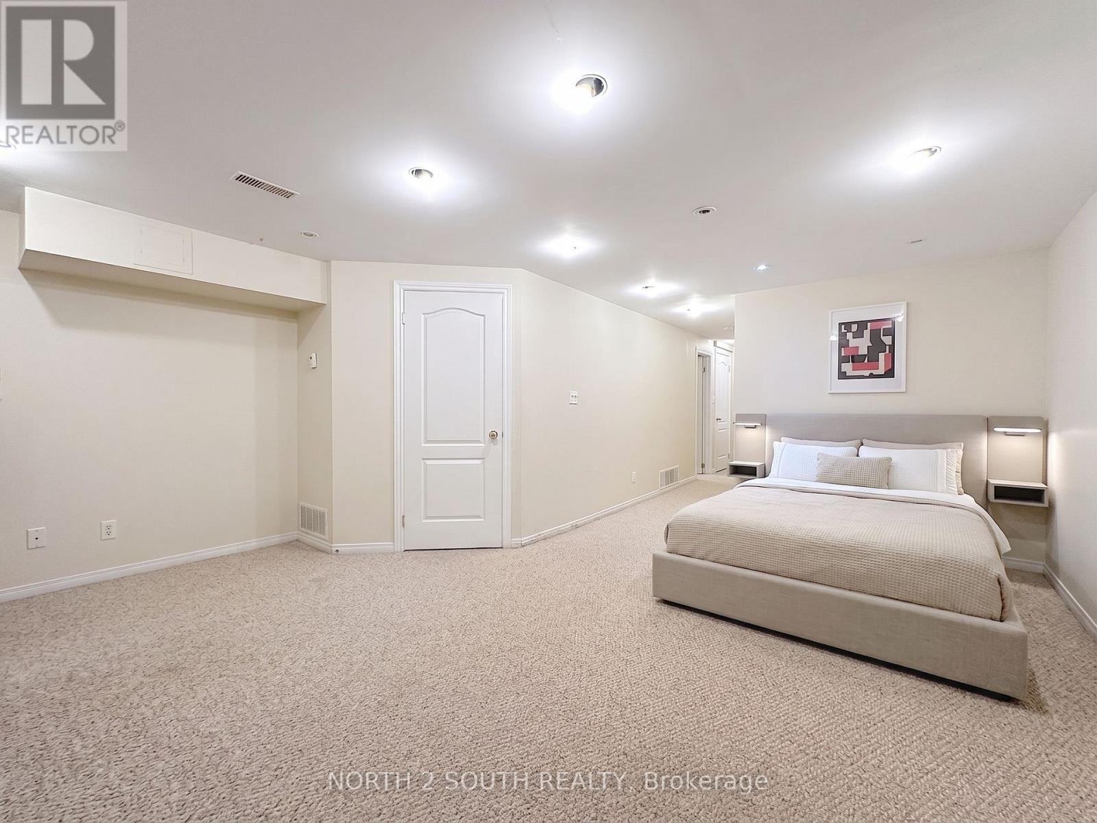 5 Bellagio Crescent Property Photo 21