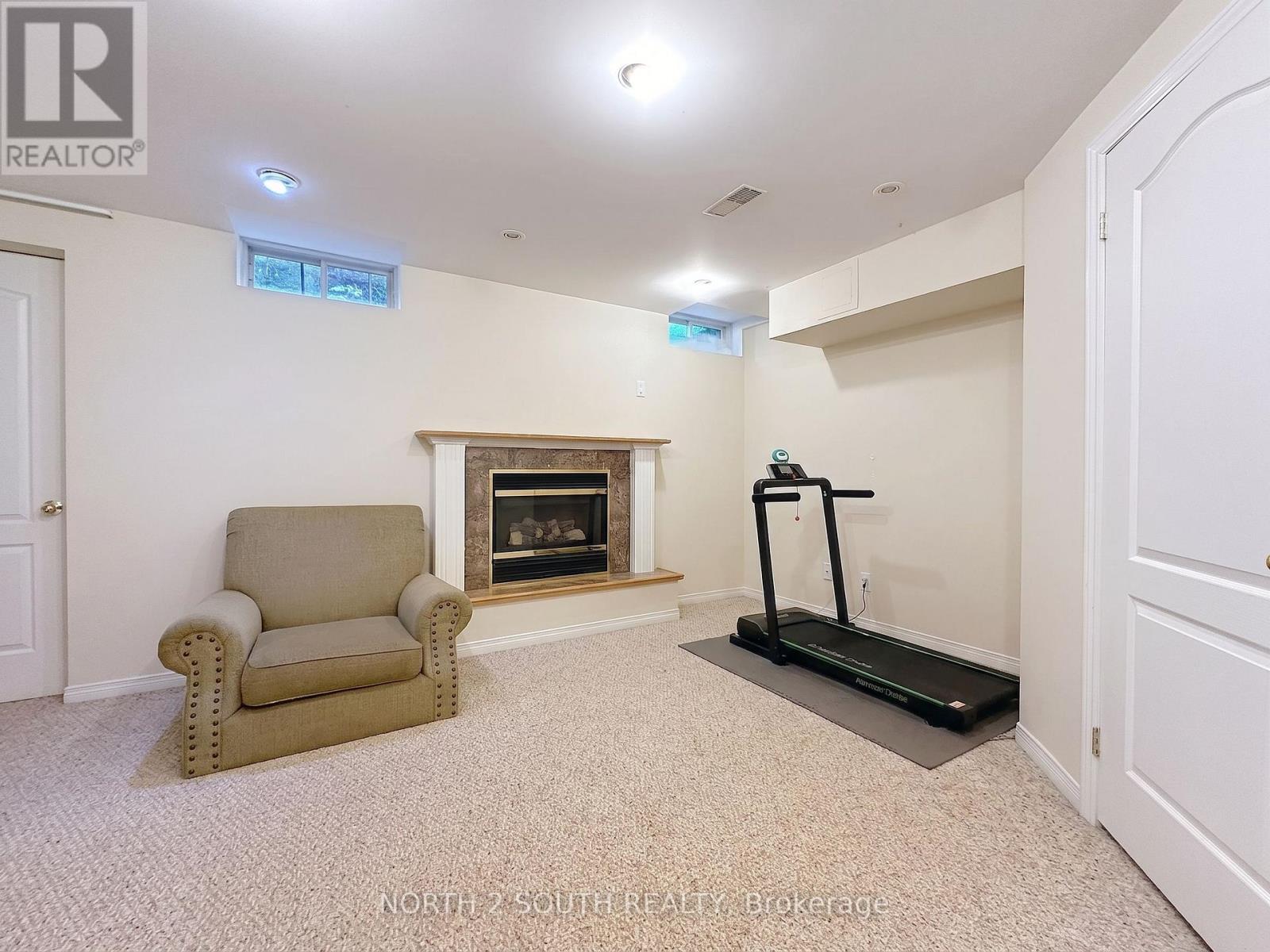 5 Bellagio Crescent Property Photo 22