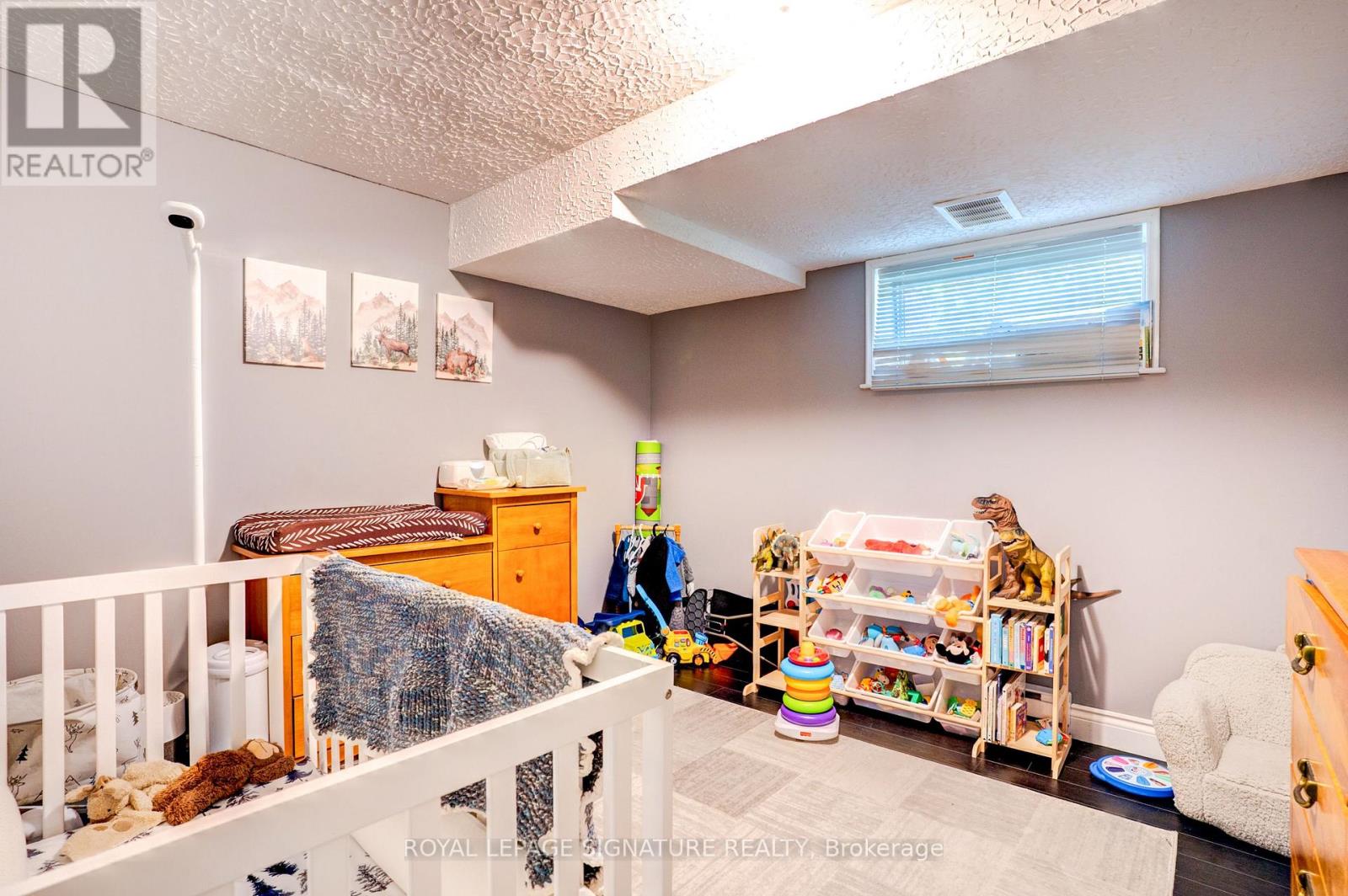3232 15th Side Road Property Photo 45