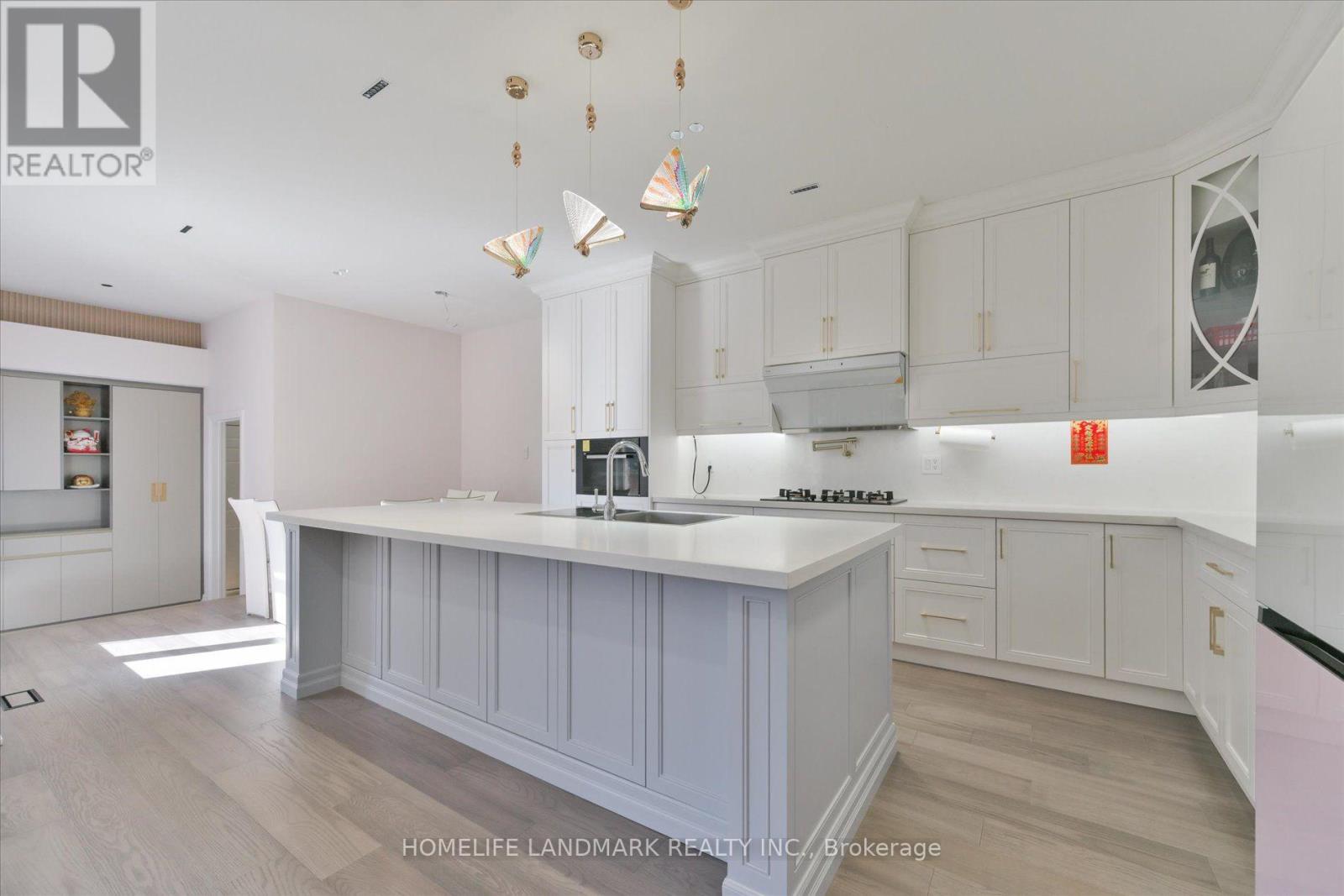 24 Harlan Street Property Photo 6
