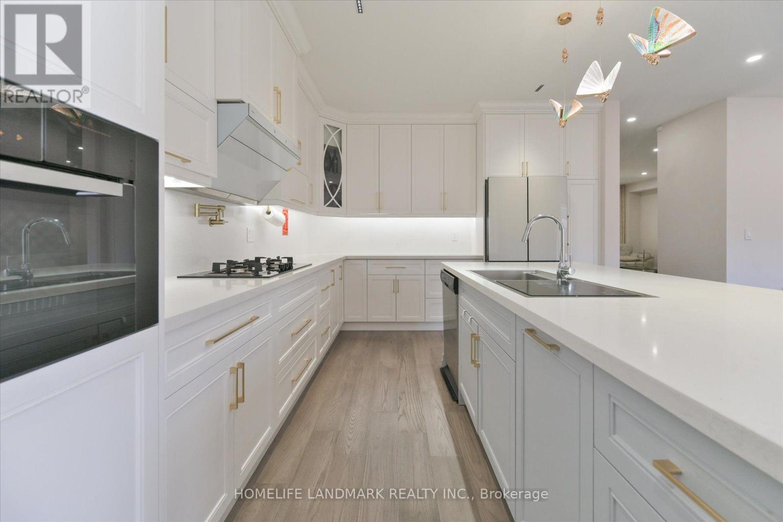 24 Harlan Street Property Photo 7