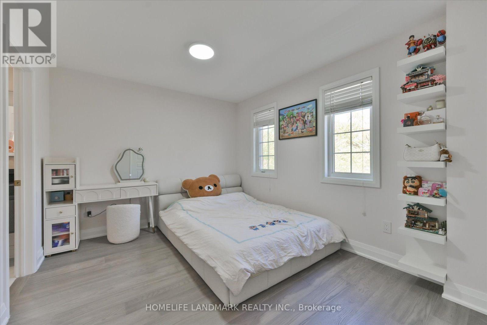 24 Harlan Street Property Photo 18