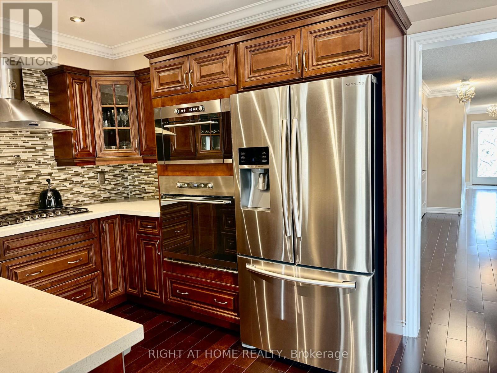 129 Four Seasons Crescent Property Photo 12