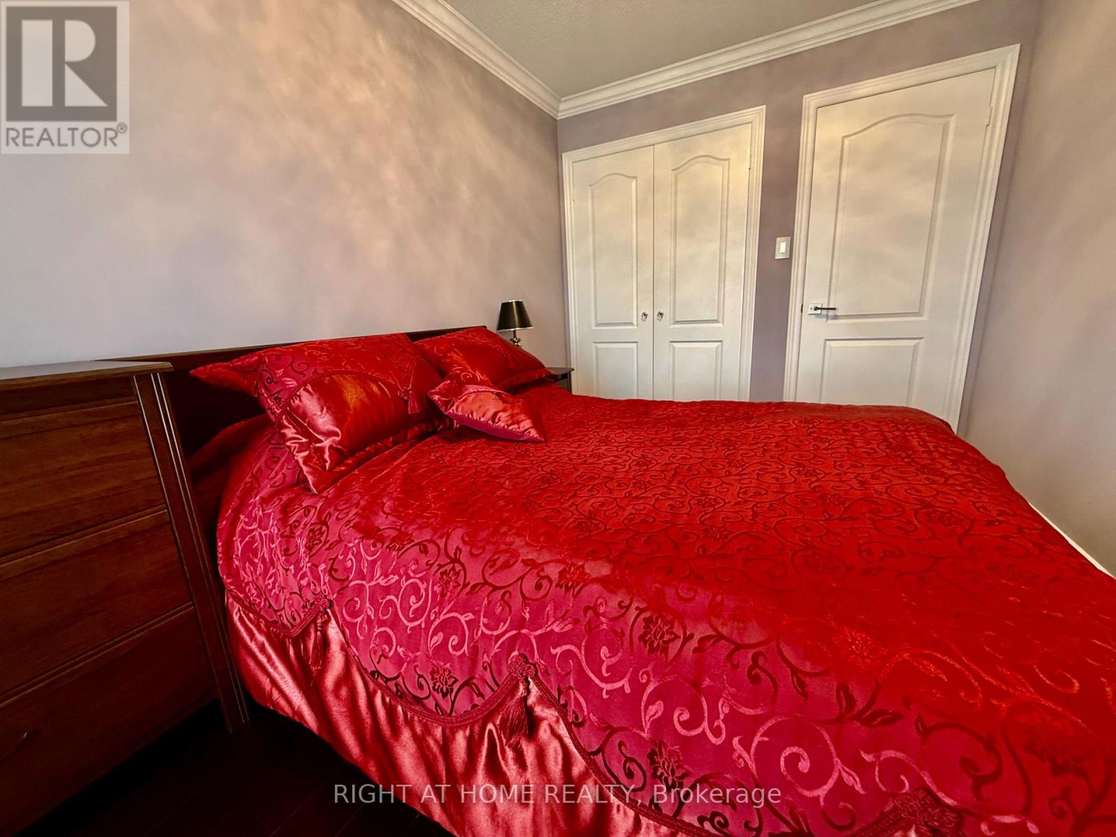 129 Four Seasons Crescent Property Photo 24