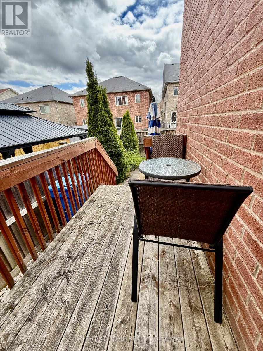 129 Four Seasons Crescent Property Photo 34