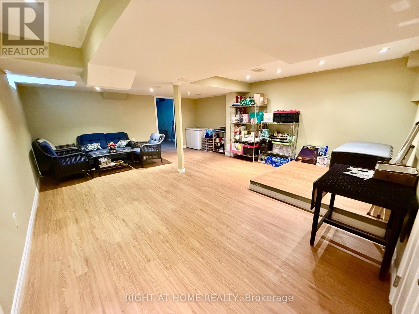 129 Four Seasons Crescent Property Photo 35
