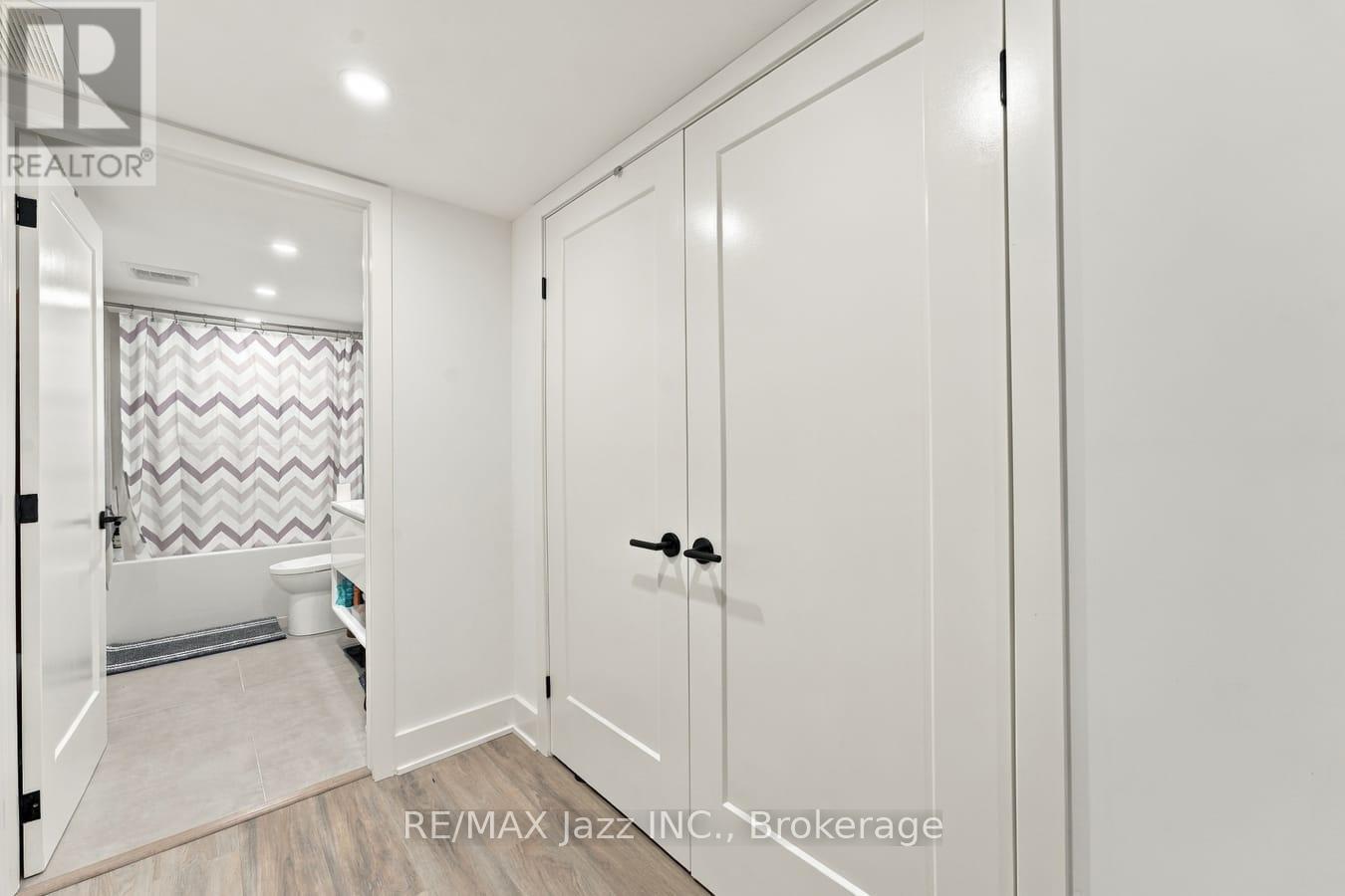 388 Eagle Street Property Photo 12