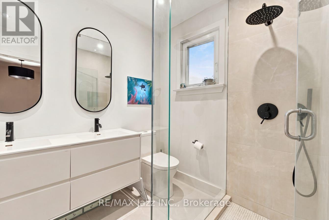 388 Eagle Street Property Photo 17