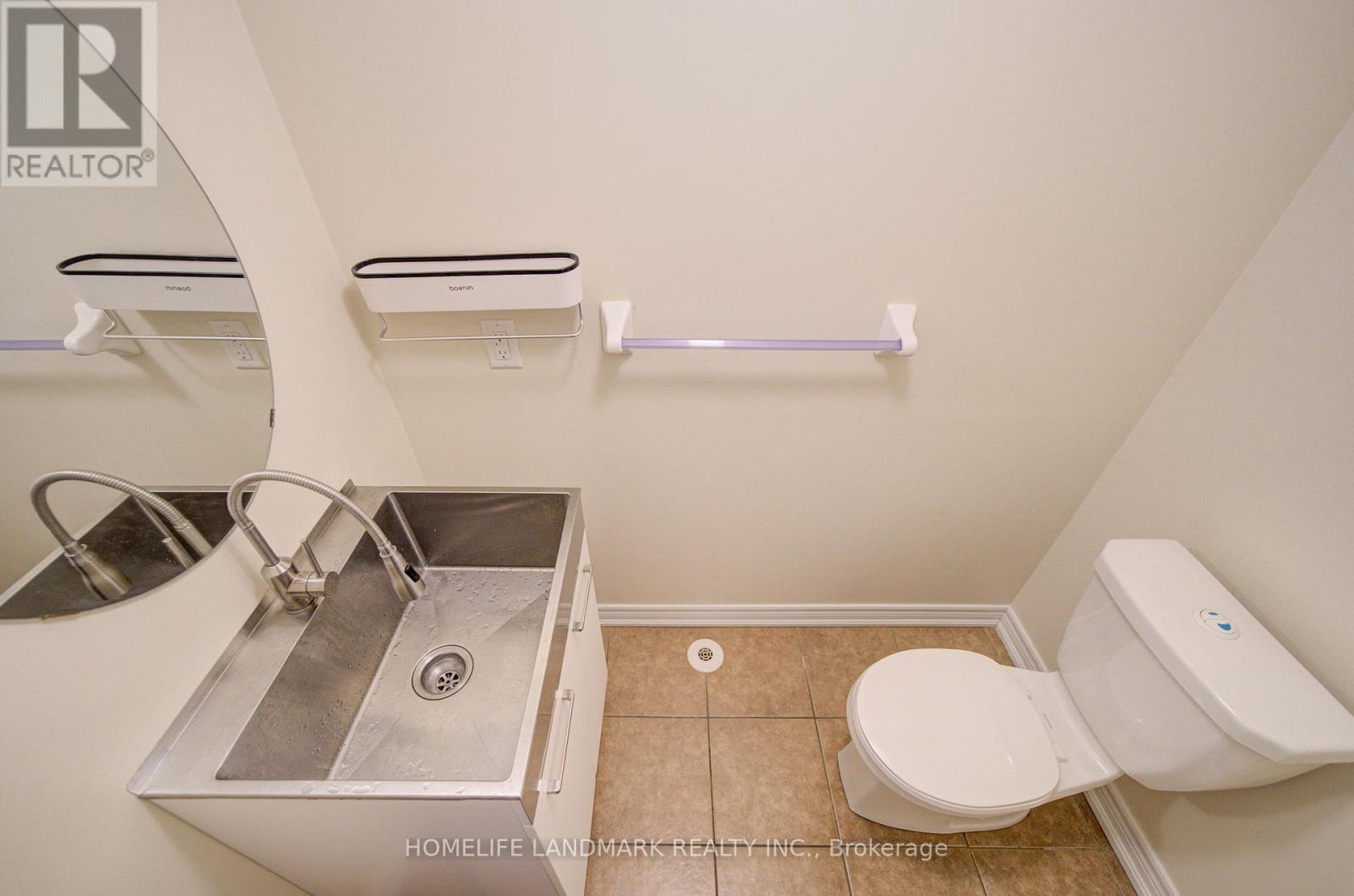 9976 Mccowan Road Property Photo 10