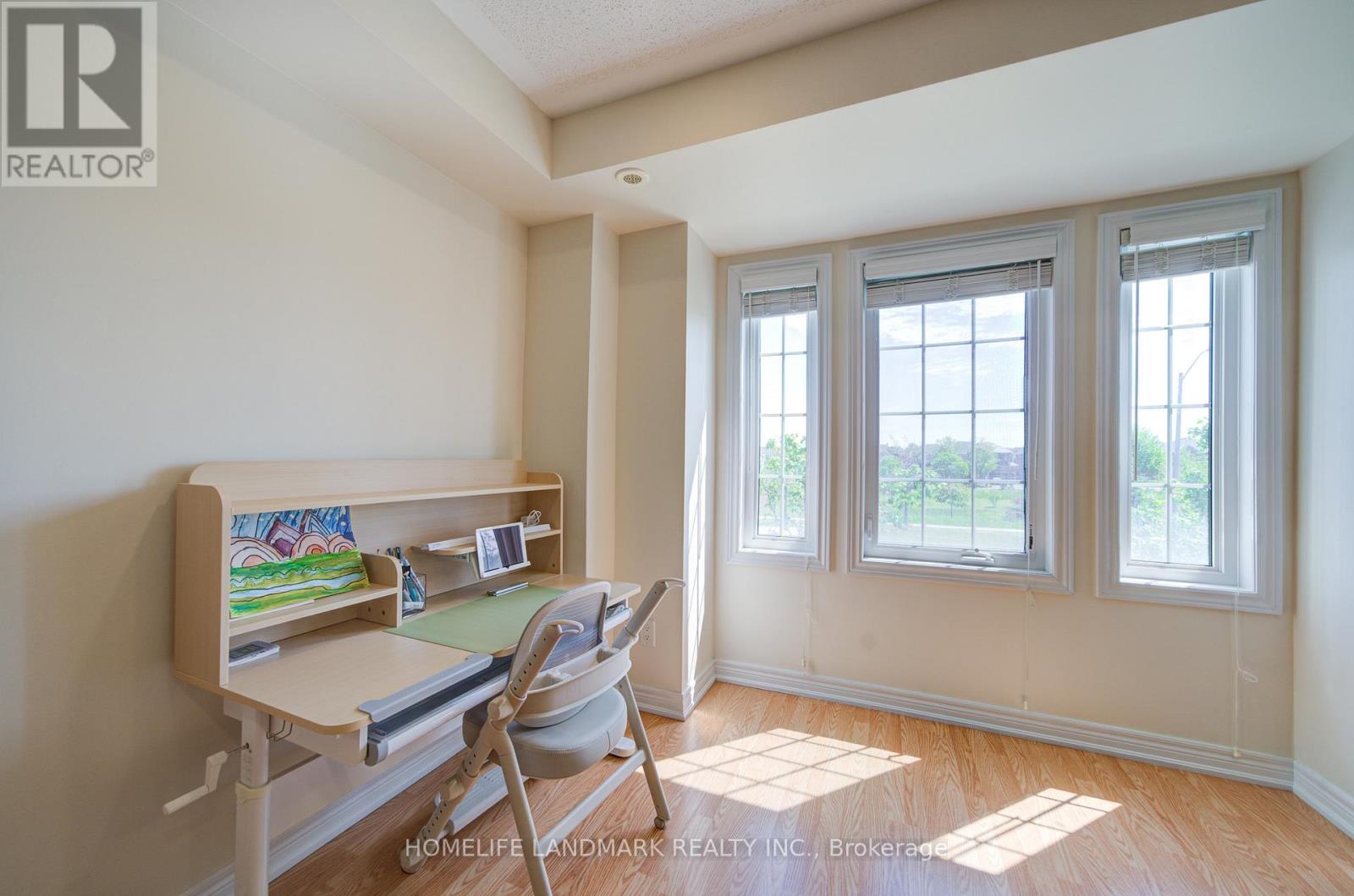 9976 Mccowan Road Property Photo 15