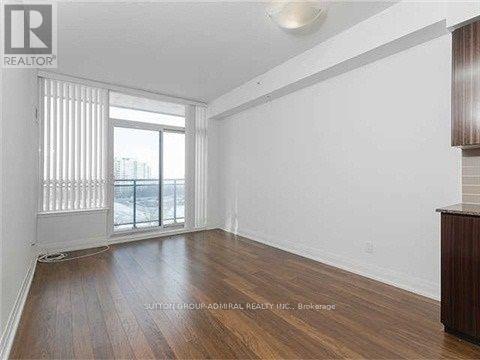 706 - 75 North Park Road Property Photo 5