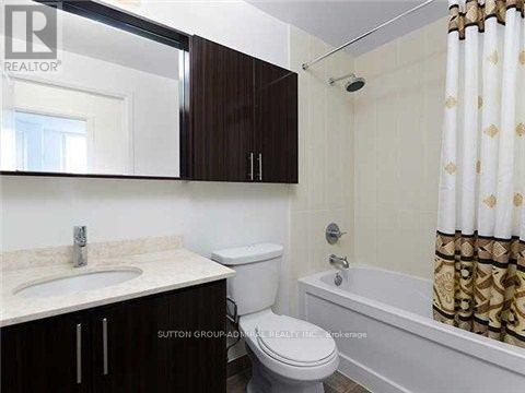 706 - 75 North Park Road Property Photo 8