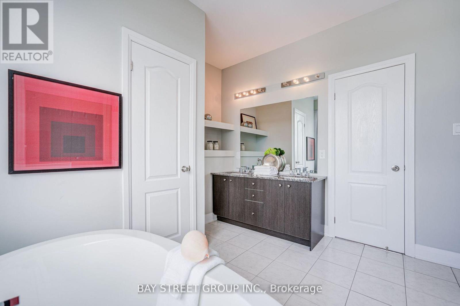 6 Teasel Way Property Photo 15