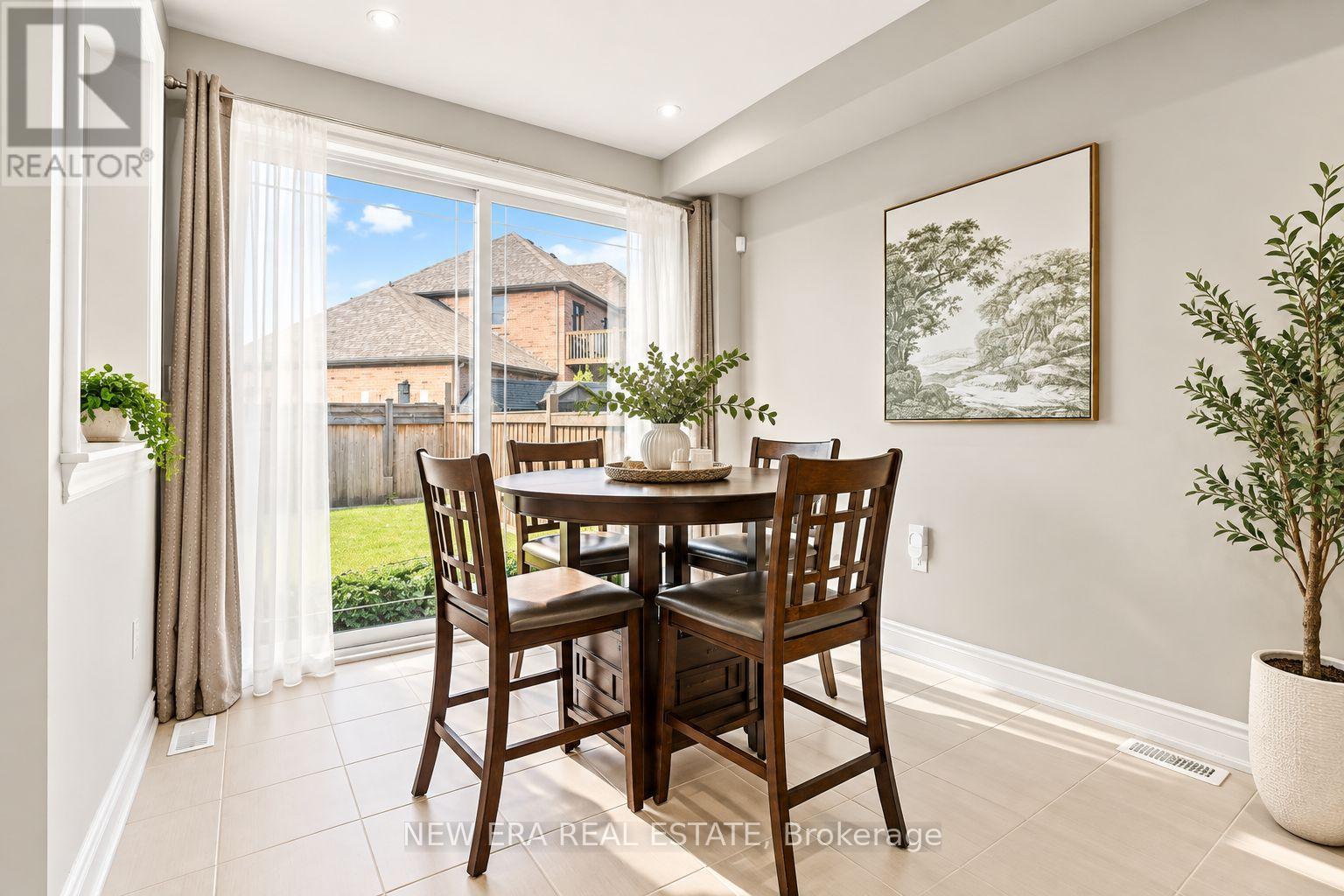 124 Walker Boulevard Property Photo 8