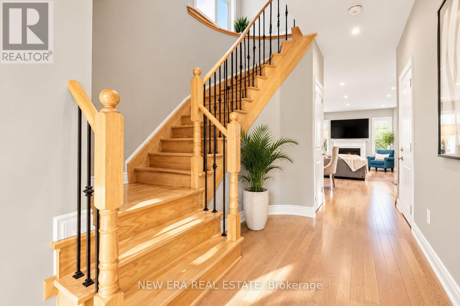 124 Walker Boulevard Property Photo 11