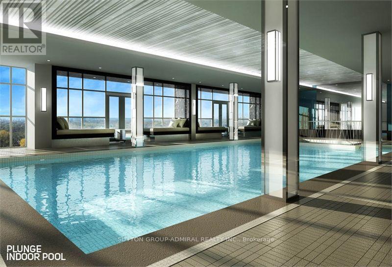 744 - 9471 Yonge Street Property Photo 16
