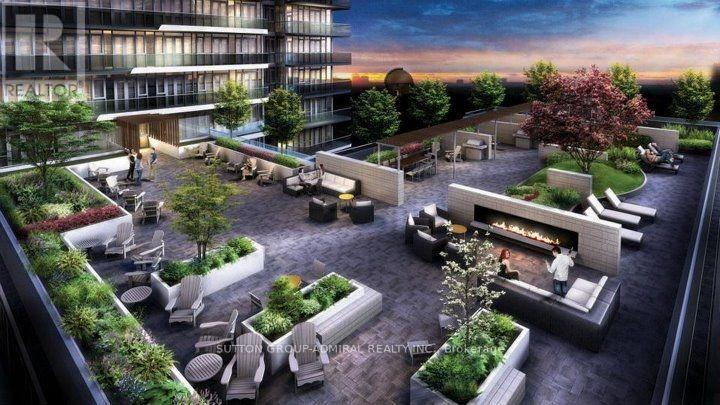 744 - 9471 Yonge Street Property Photo 18