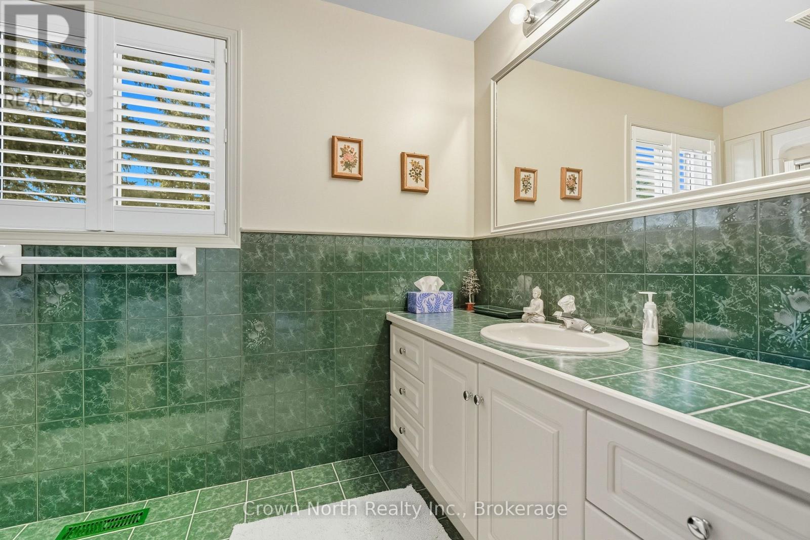 17 Black Willow Court Property Photo 32