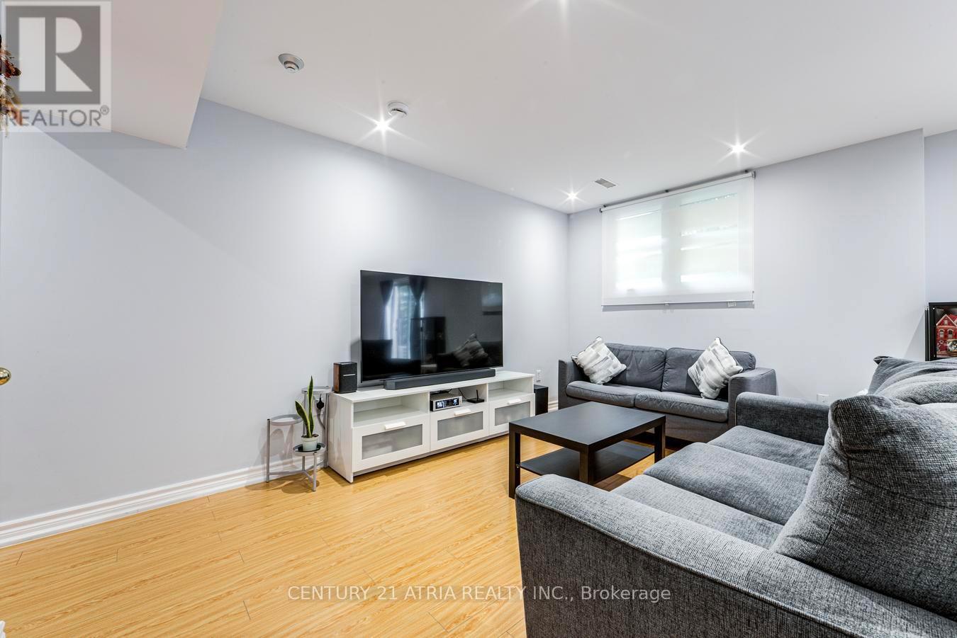 938 - 75 Weldrick Road E Property Photo 15
