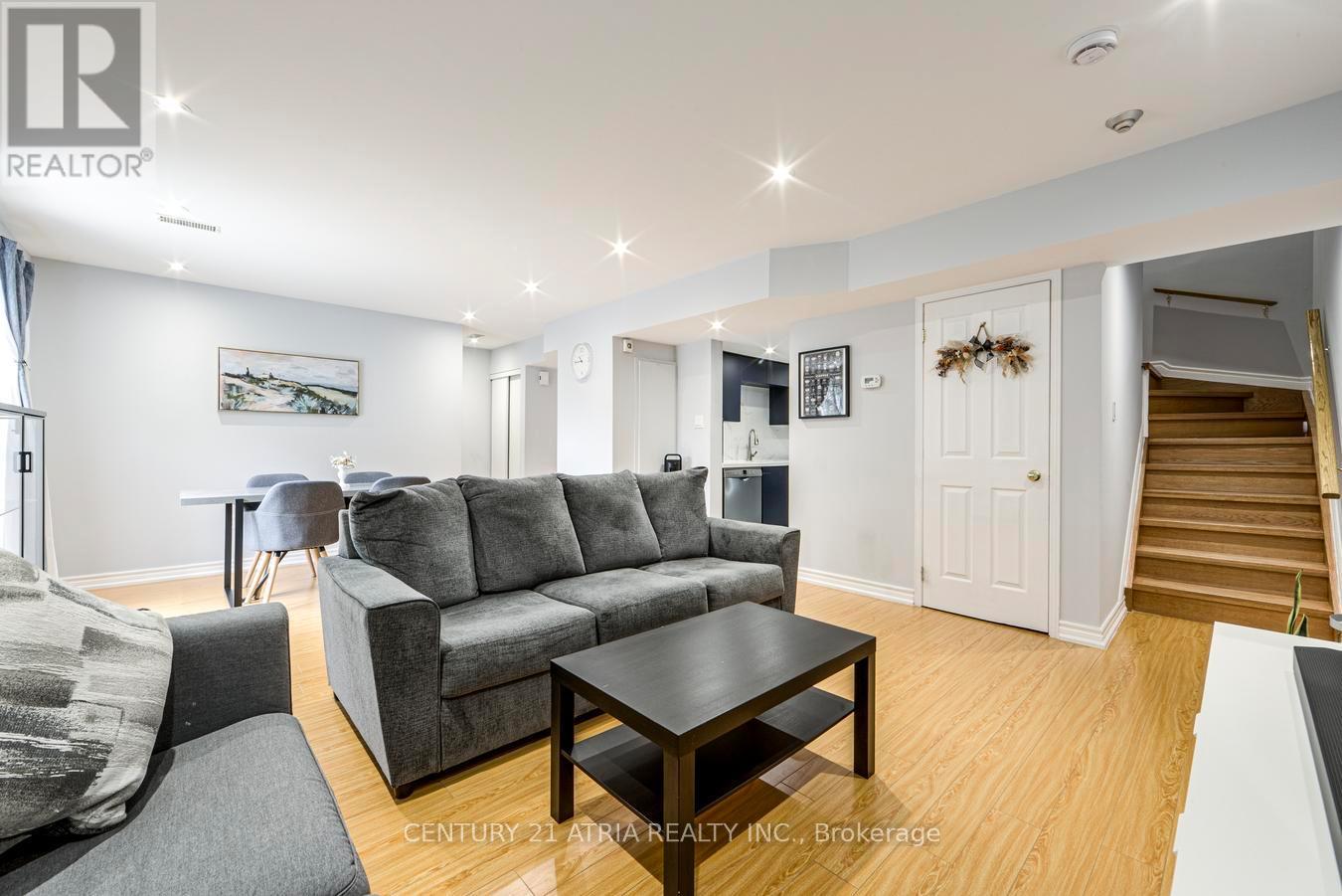 938 - 75 Weldrick Road E Property Photo 17