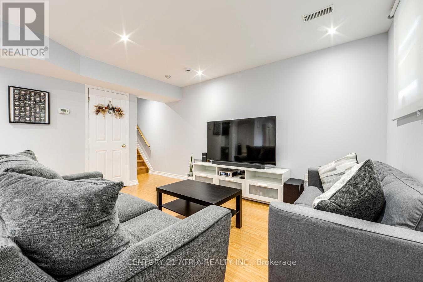 938 - 75 Weldrick Road E Property Photo 18