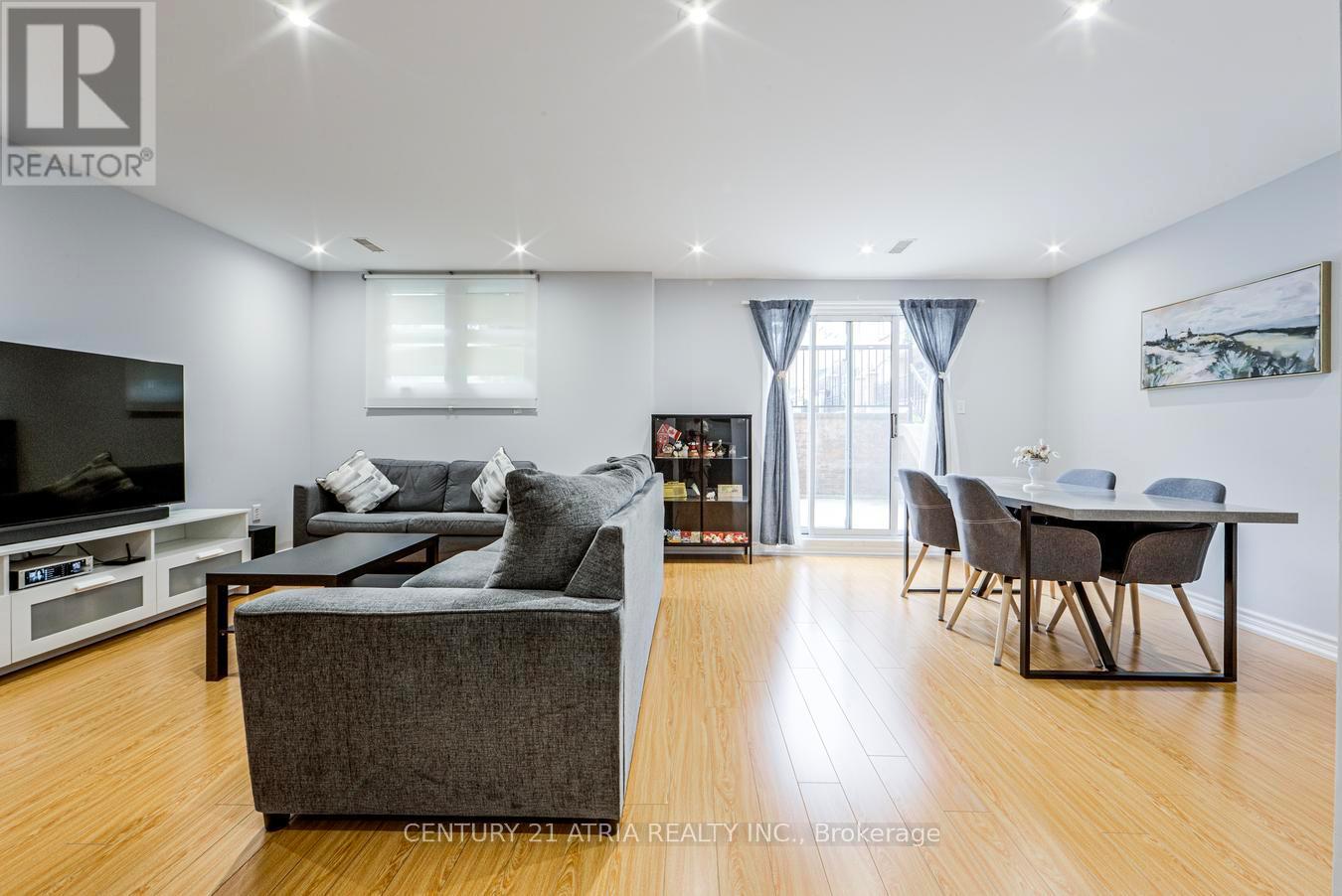 938 - 75 Weldrick Road E Property Photo 20