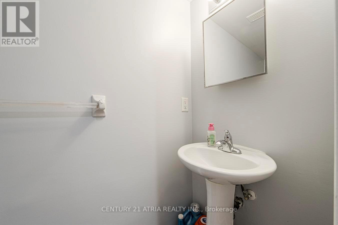 938 - 75 Weldrick Road E Property Photo 24